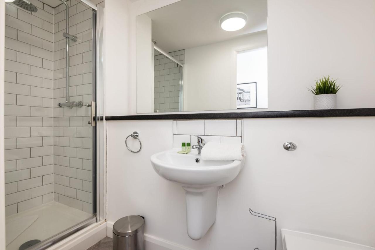ליברפול Host Apartments - Spacious 3 Bed Apartment With 3 Ensuites מראה חיצוני תמונה